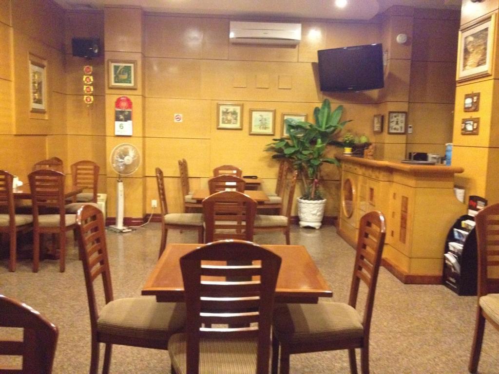 A25 - 55 Lê Anh Xuân Khách sạn 3*